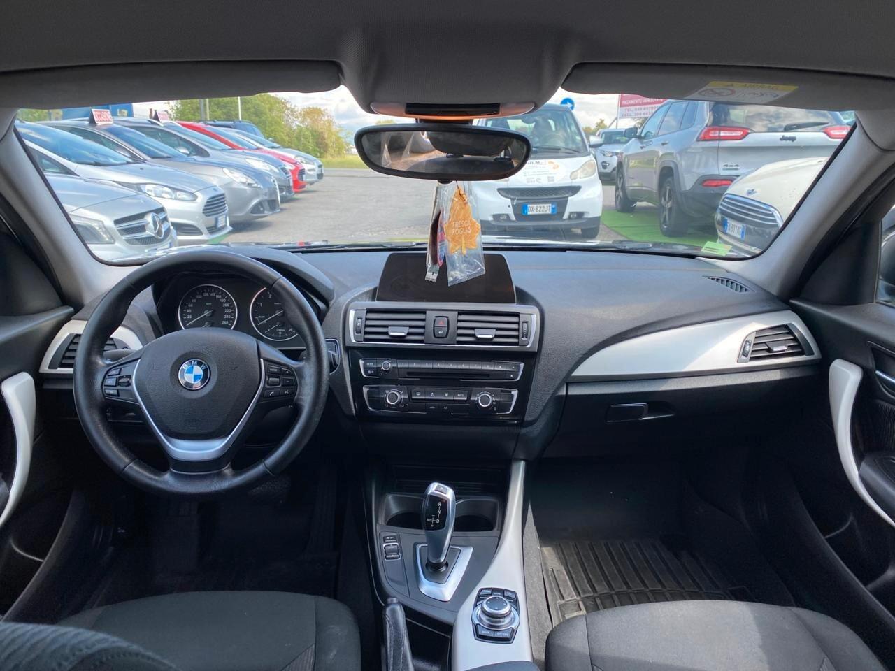 Bmw 118 118d 5p. Urban