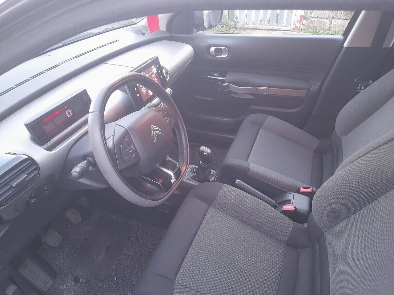 Citroen C4 Cactus PureTech 82 Shine