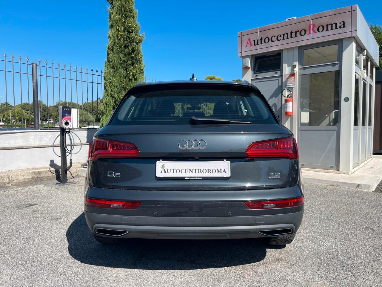 Audi Q5 2.0 TDI quattro S tronic Business