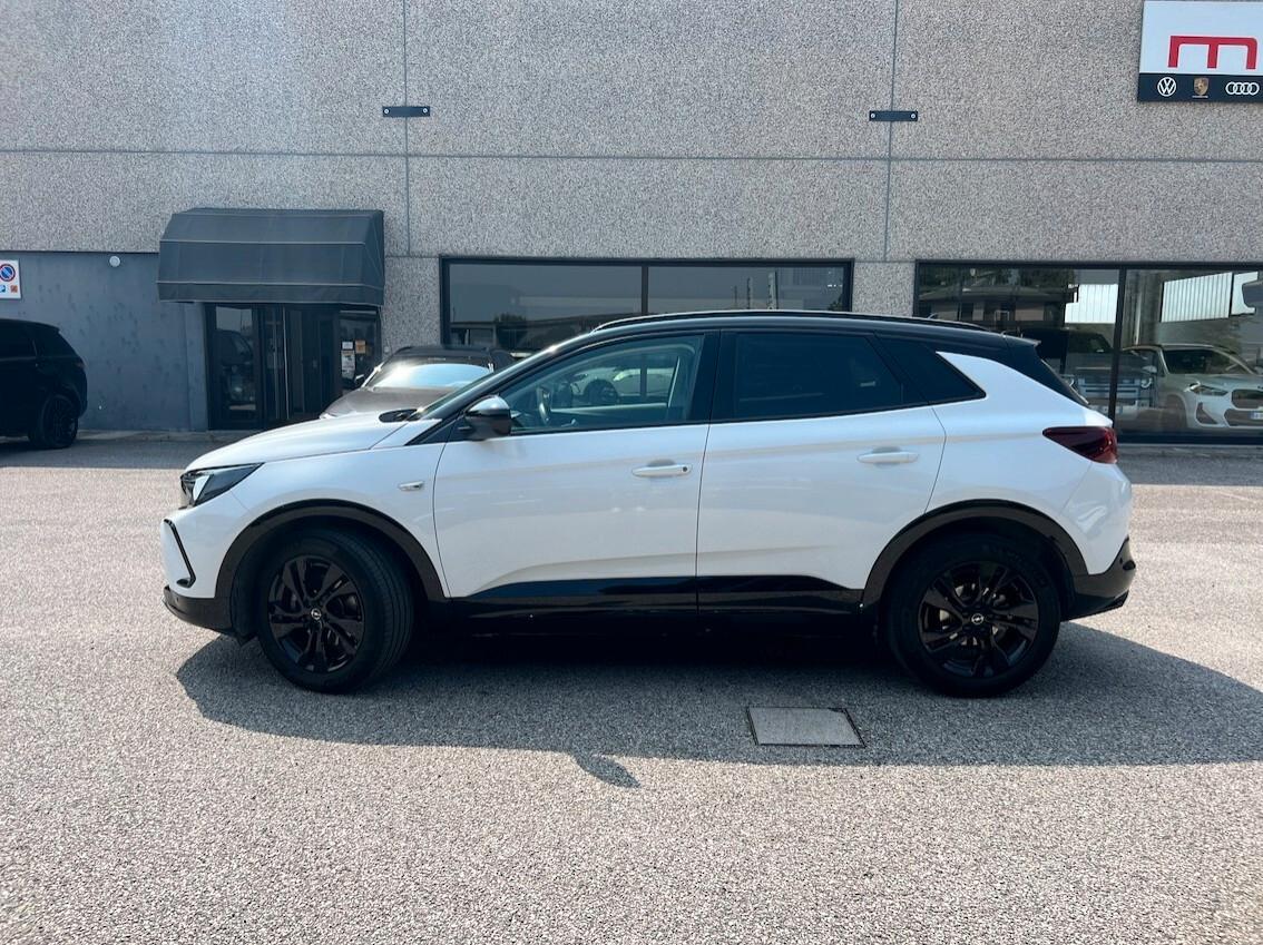 Opel Grandland 1.5 ecotec aut. AT8 131 Cv - Gancio Traino