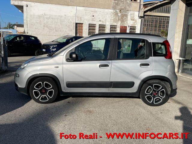 FIAT Panda 1.0 FireFly S&S Hybrid City Life NEOPATENTATI