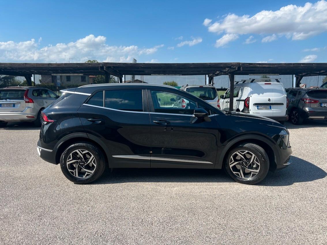 Kia Sportage 1.6 crdi mhev Business dct - Fari Led Navigatore Retrocamera