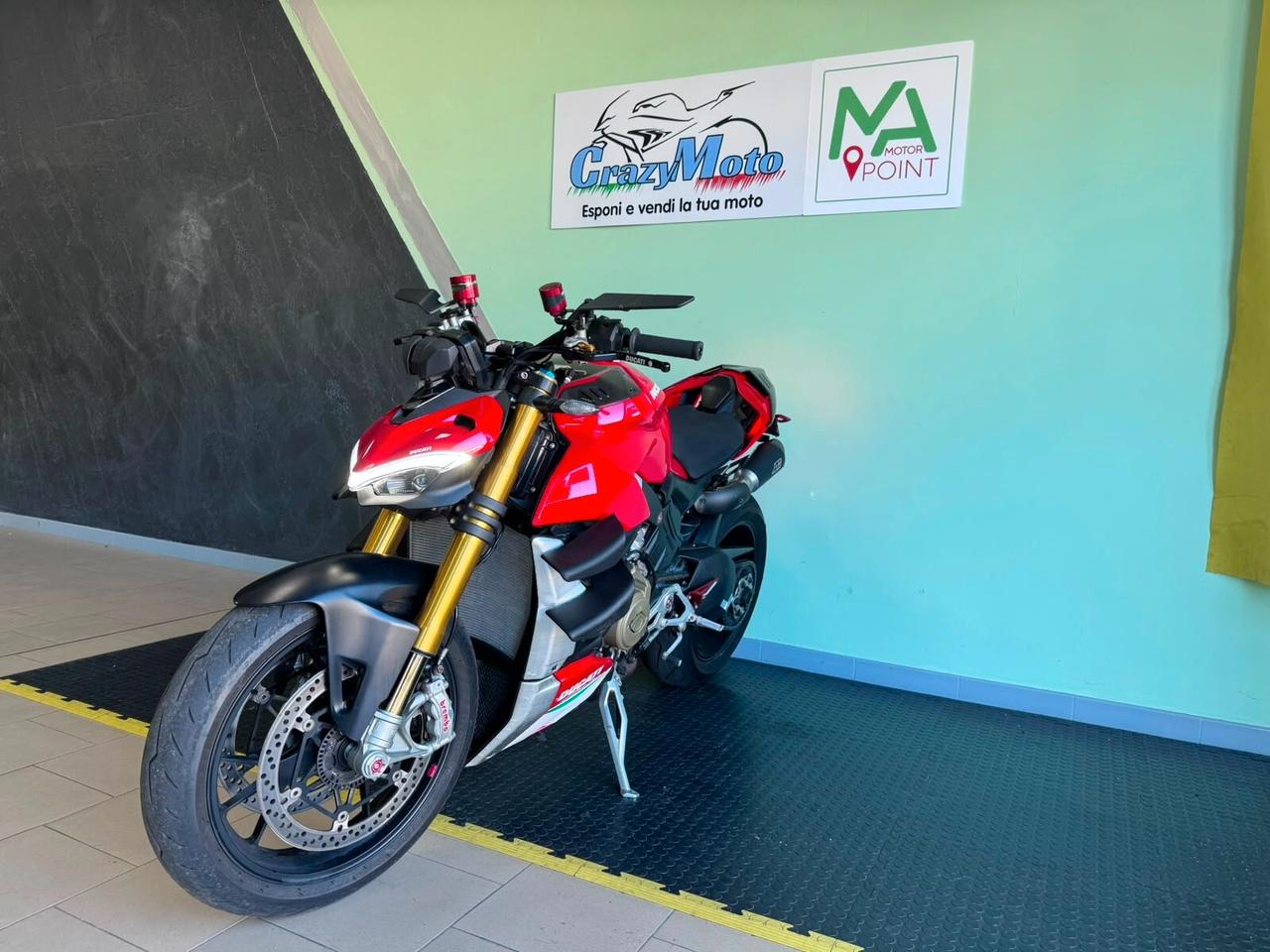 Ducati Streetfighter V4 S