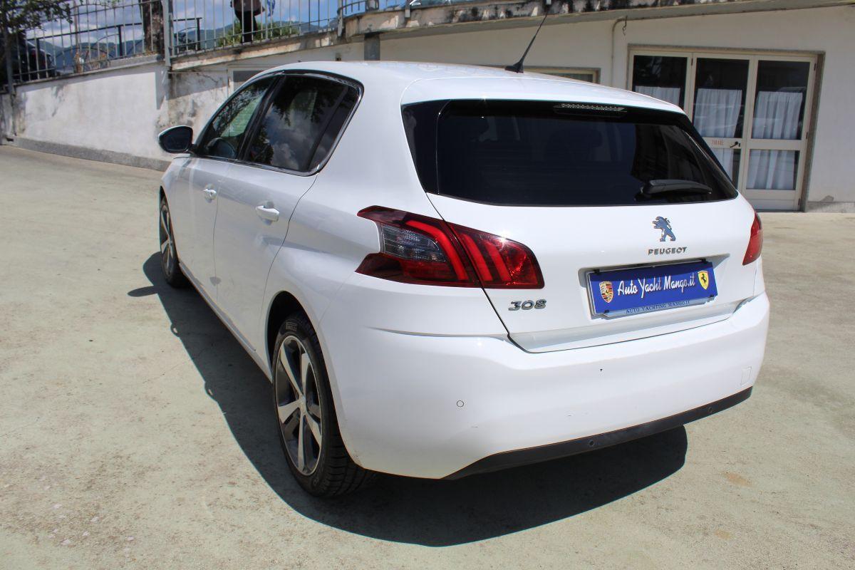 PEUGEOT - 308 - BlueHDi 130 S&S Allure