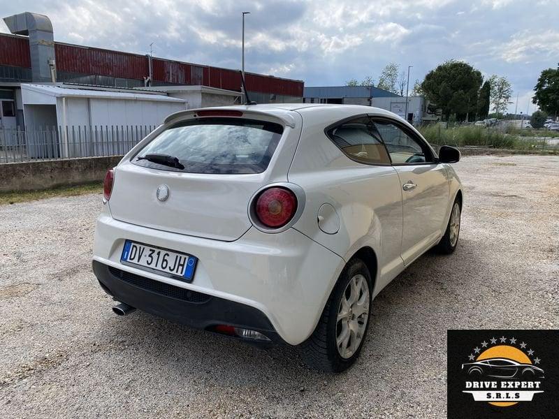 Alfa Romeo MiTo MiTo 1.4 t. Distinctive Gpl 78 CV