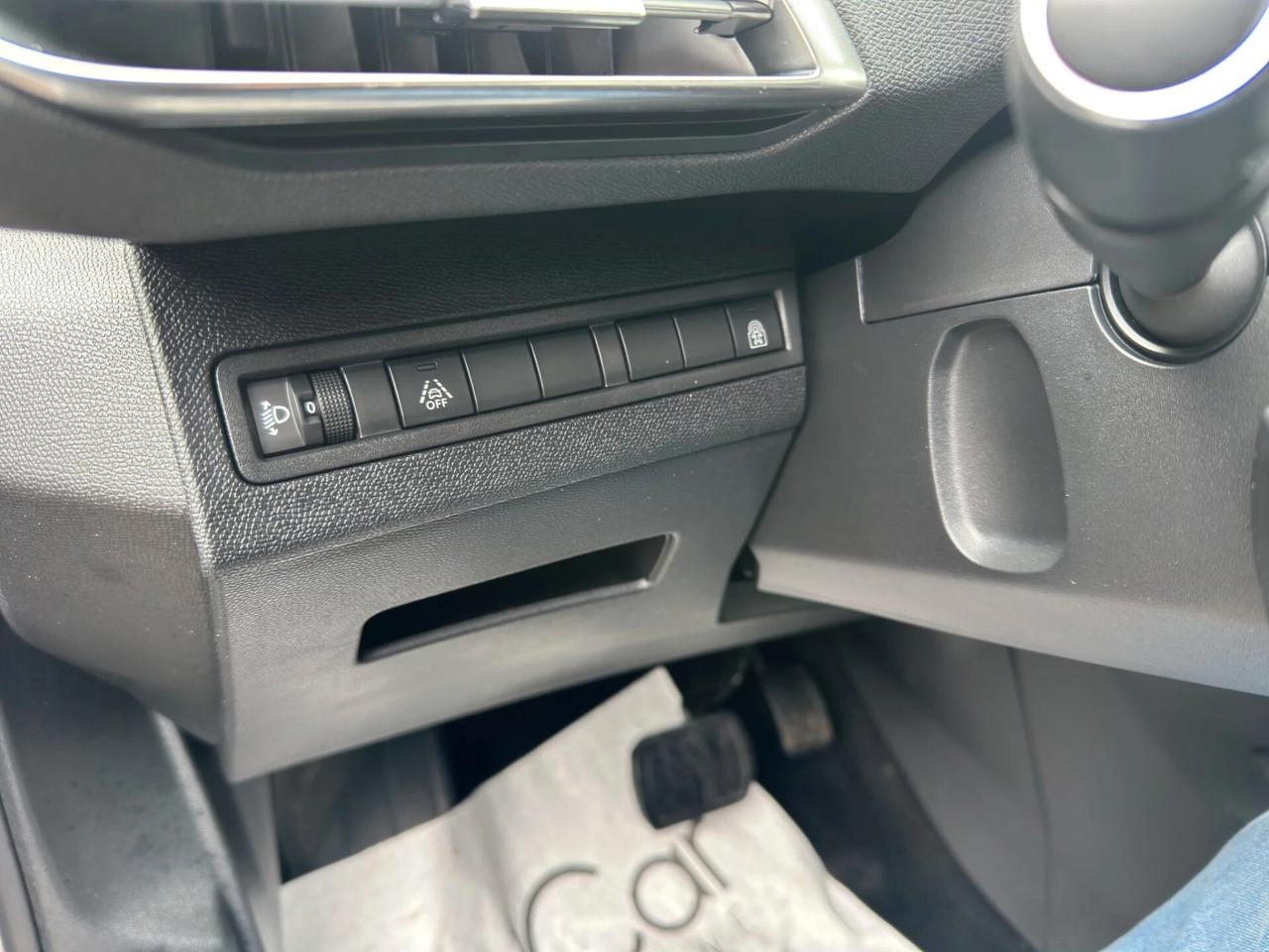 Peugeot 5008 Hybrid 136 e-DCS6 Allure Pack