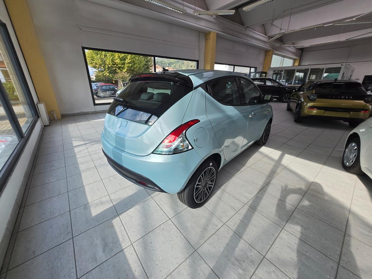 Lancia Ypsilon 1.0 FireFly 5 porte S&S Hybrid