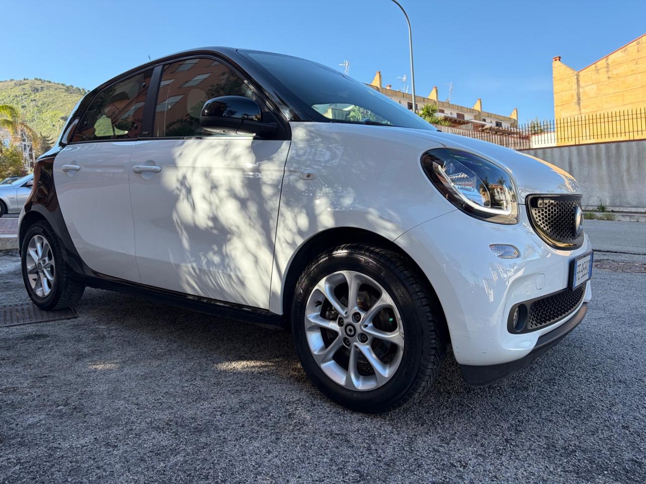 Smart ForFour 1.0 passion unico proprietario !!!