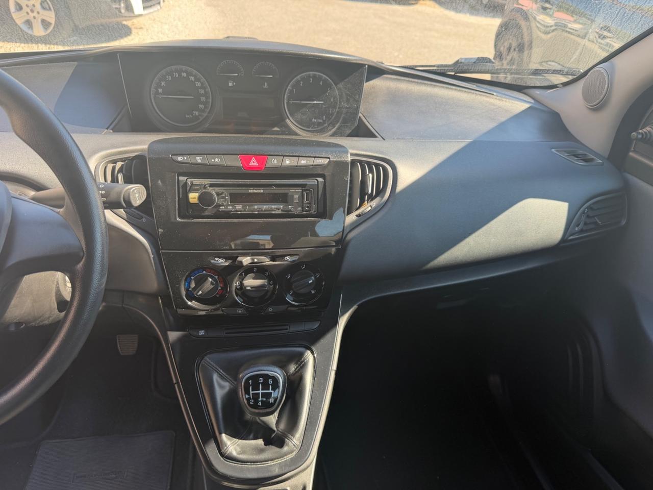 Lancia Ypsilon 1.2 69 CV 5 porte GPL Ecochic Gold