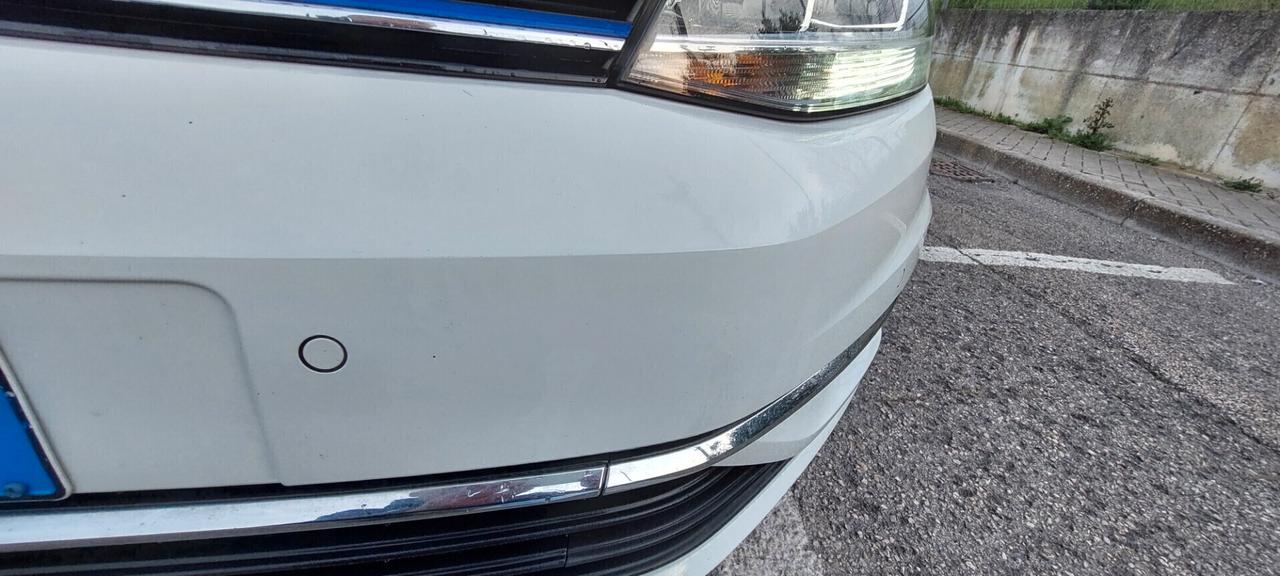 GOLF 7,5 CAMBIO AUTOMATICO DSG 1,5 METANO 130 CV NAVI TELEFONO SENSORI IMPECCABILE