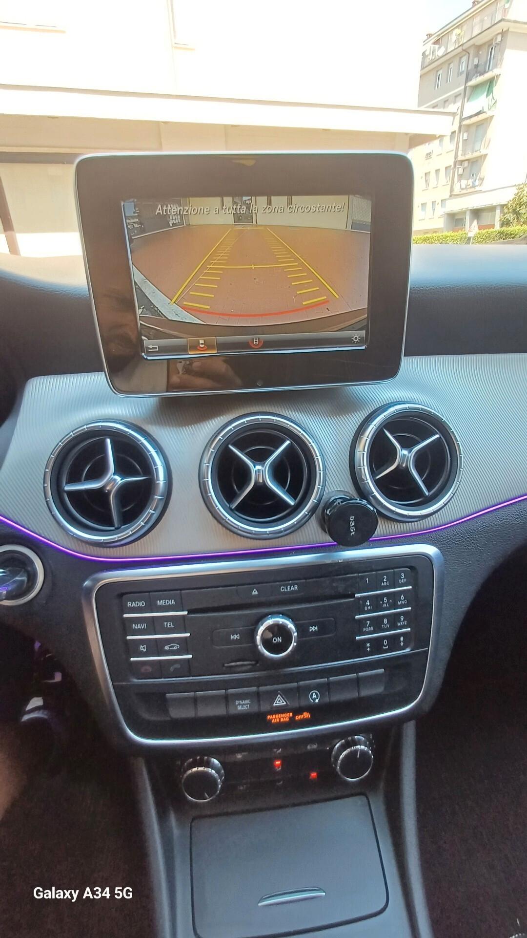 MERCEDES CLA 200 D SW AUTOMATIC PREMIUM DARK NIGHT
