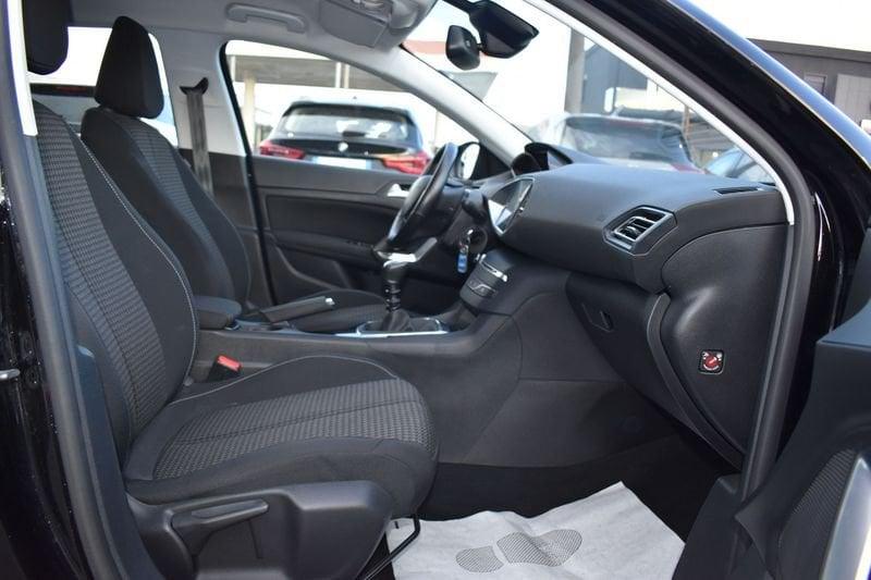 Peugeot 308 Allure BlueHDi 130 S&S