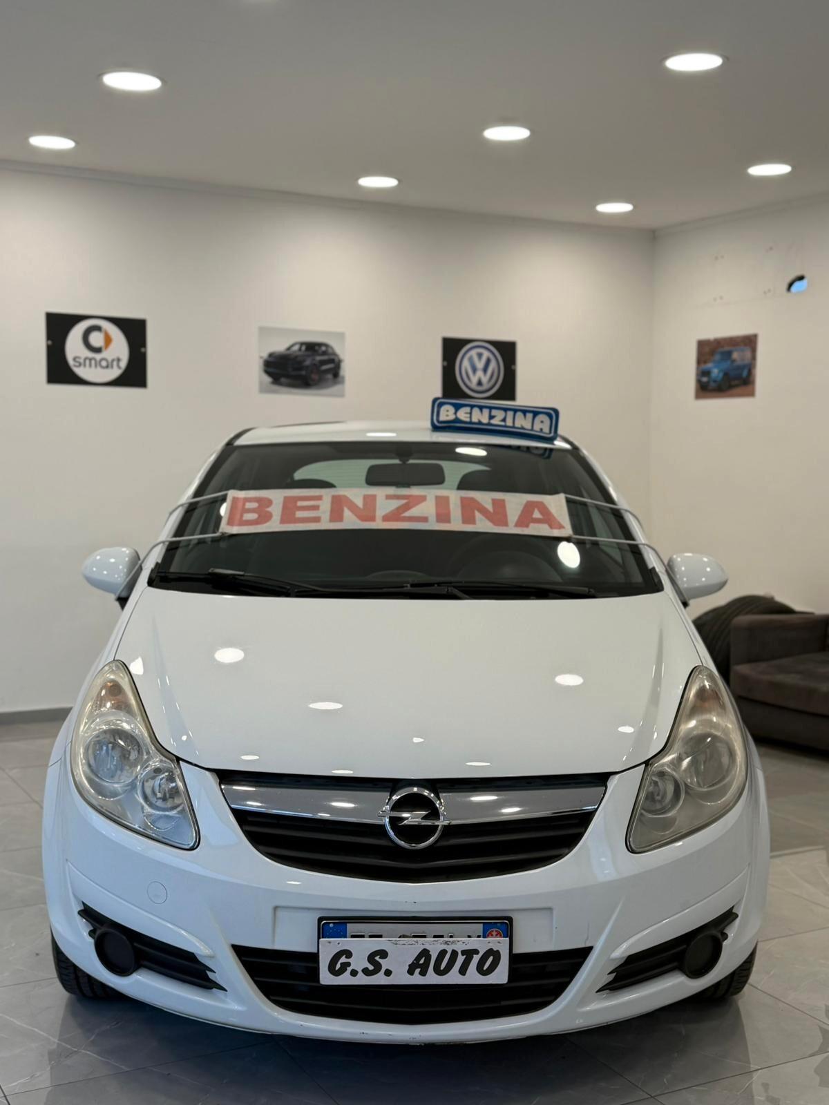 Opel Corsa 1.2cc Benzina 2011