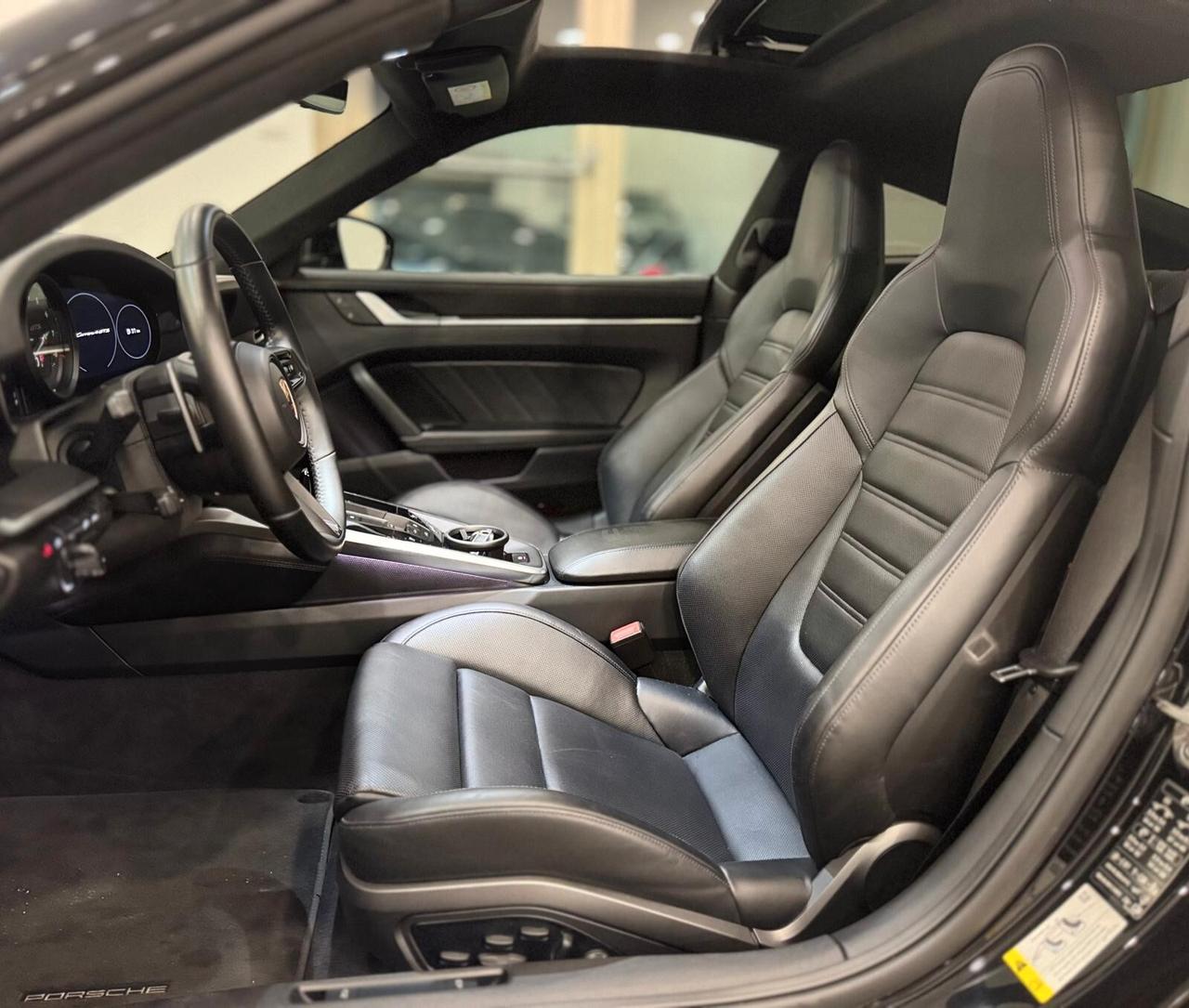 Porsche 911 Carrera 4 GTS