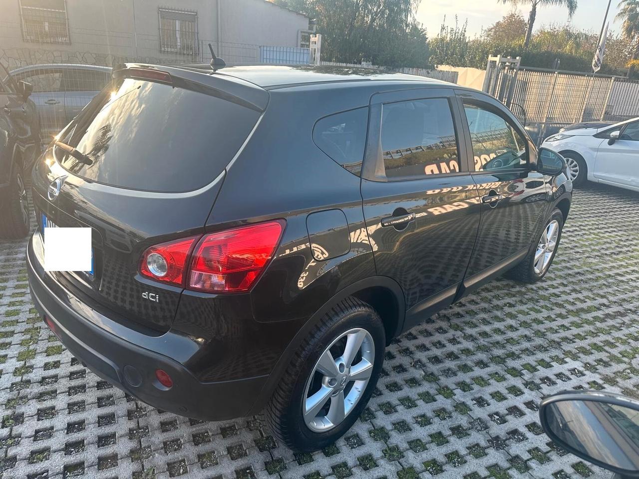 Nissan Qashqai 2.0 dCi DPF 4WD Tekna-04/2009