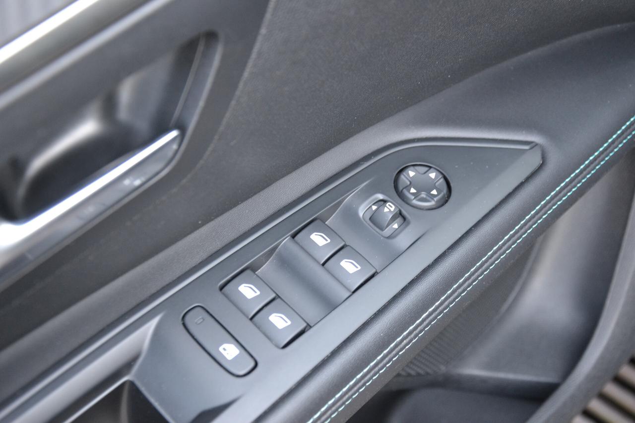 Peugeot 5008 1.5 HDi 130CV 6M ALLURE **PREZZO REALE**UNIPRO'*