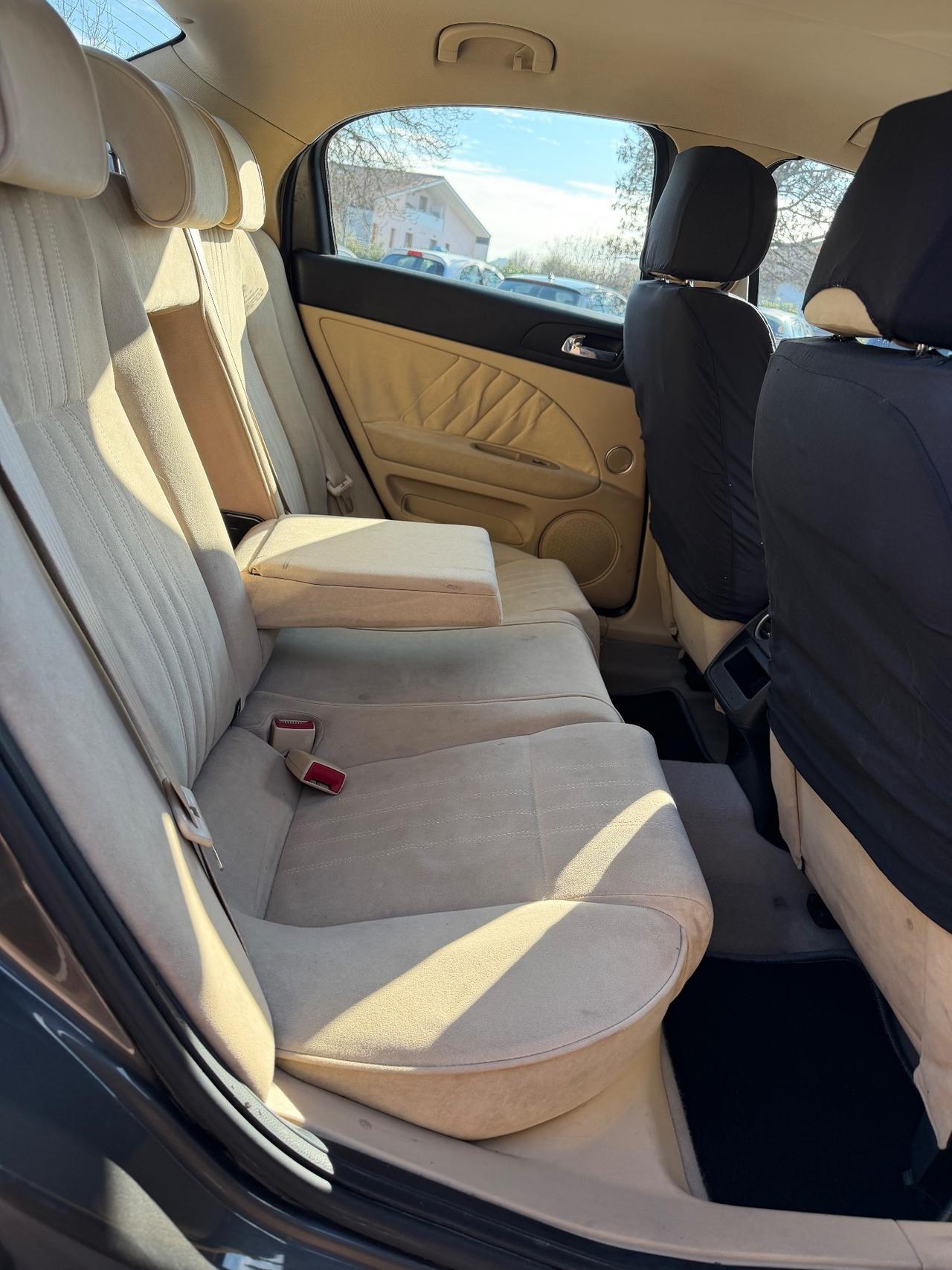 Alfa Romeo 159 1.9 JTDm Sportwagon