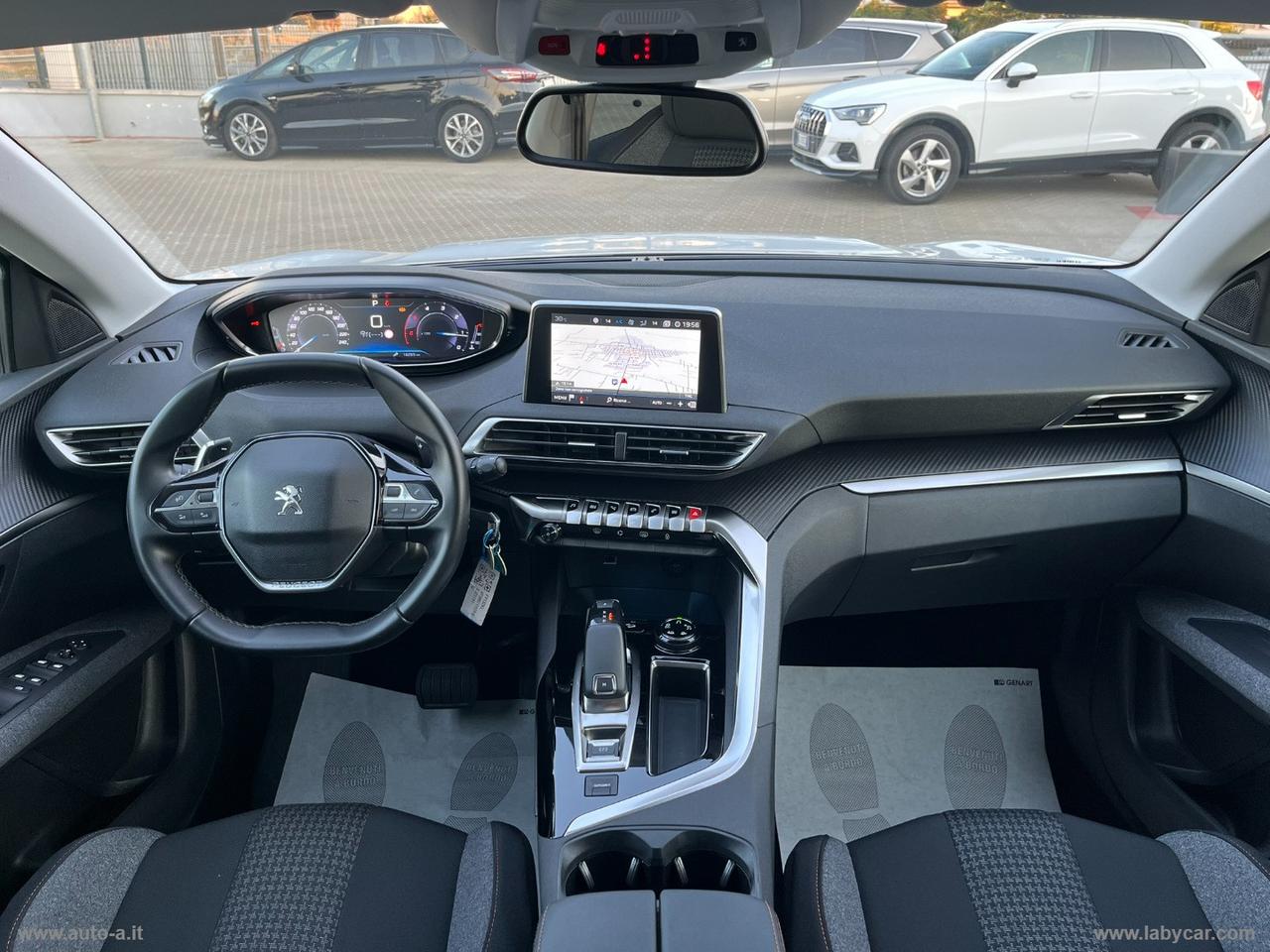 PEUGEOT 3008 BlueHDi 130 S&S EAT8 Allure