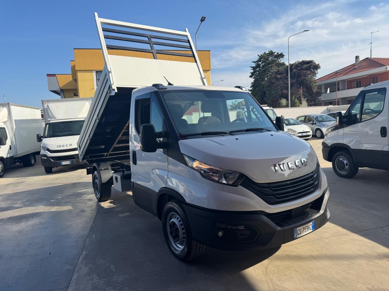 Iveco daily 35s14 ribaltabile trilaterale