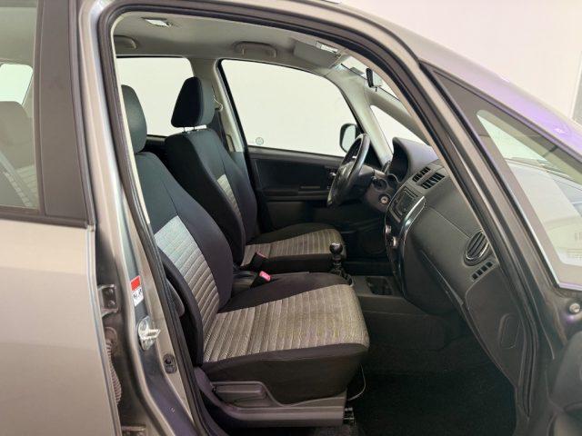 FIAT Sedici 2.0 MJT 16V DPF 4x2 Emotion