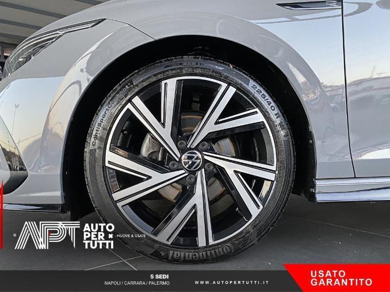 Volkswagen Golf Golf 1.5 etsi evo act R-Line 130cv dsg