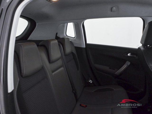 PEUGEOT 2008 120 S&S Allure - PER OPERATORI DEL SETTORE