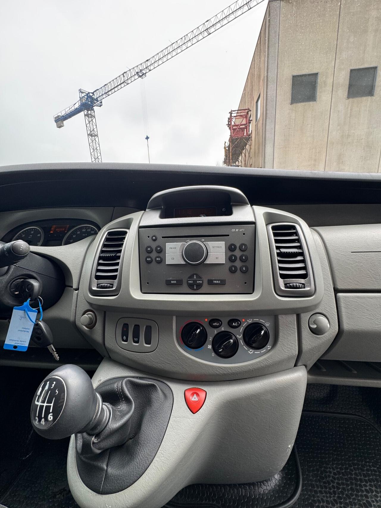 Opel Vivaro 27 2.0 CDTI PC-TN Combi 9 posti