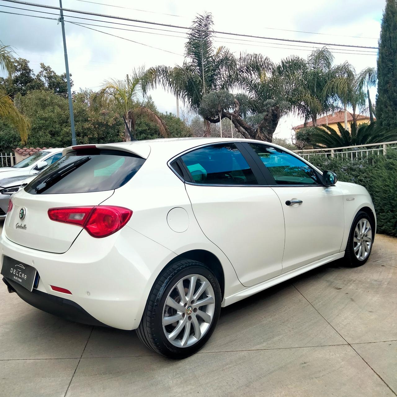 Alfa Romeo Giulietta 1.6 JTDm-2 105 CV Exclusive