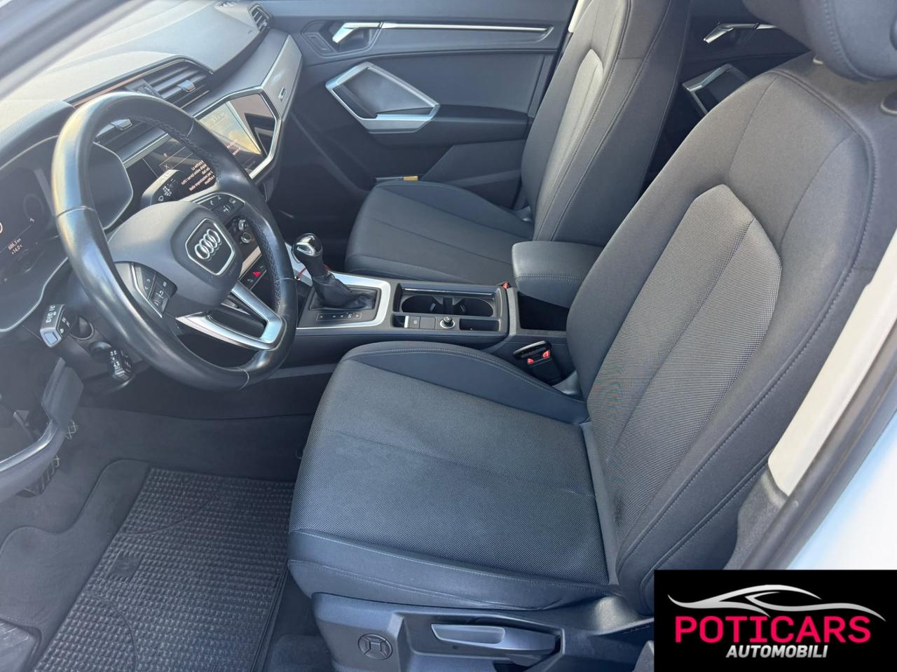 Audi Q3 35 TDI Business