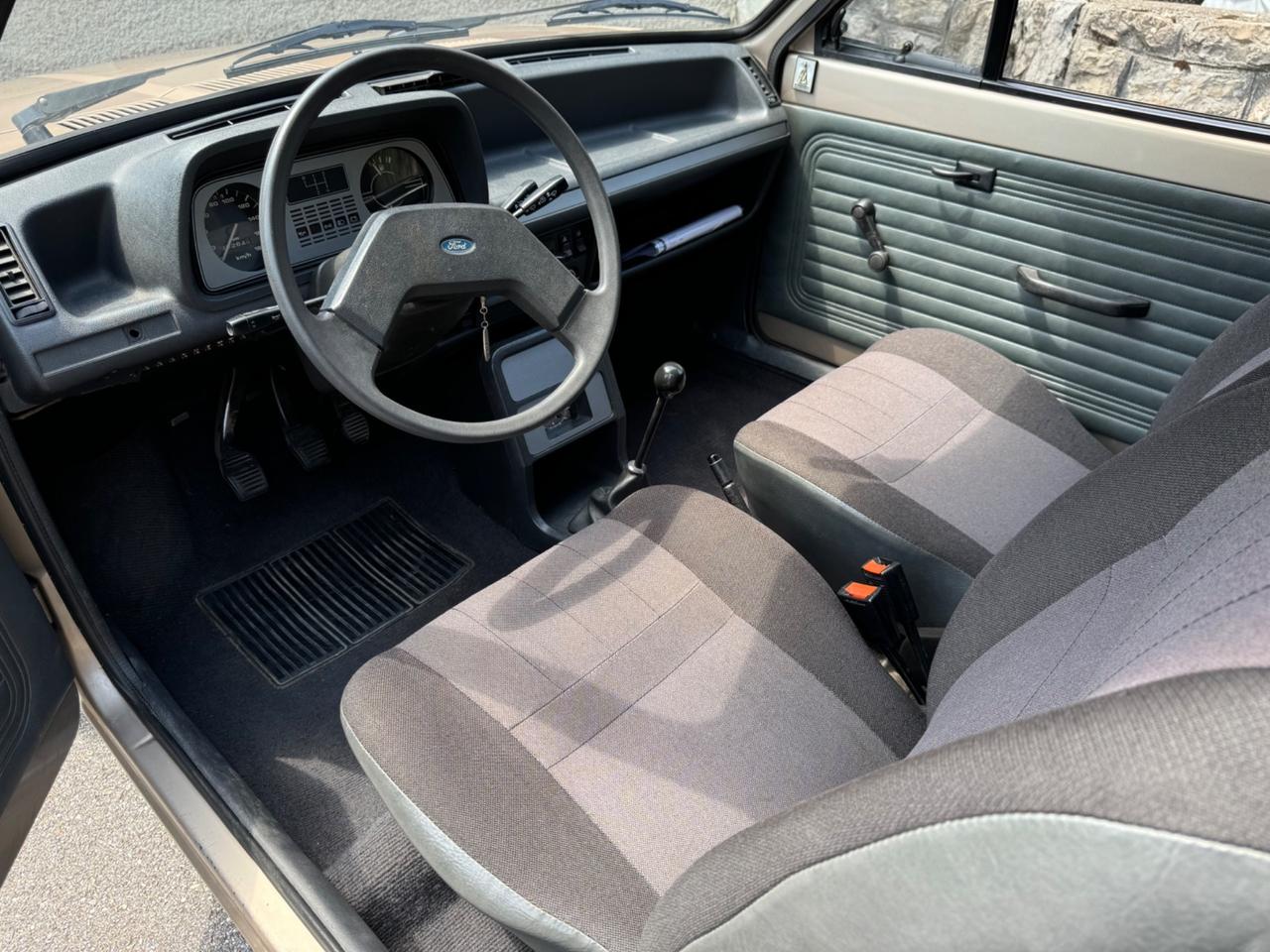 Ford Fiesta 900 Mk1 (1982) - ASI - Targhe Originali