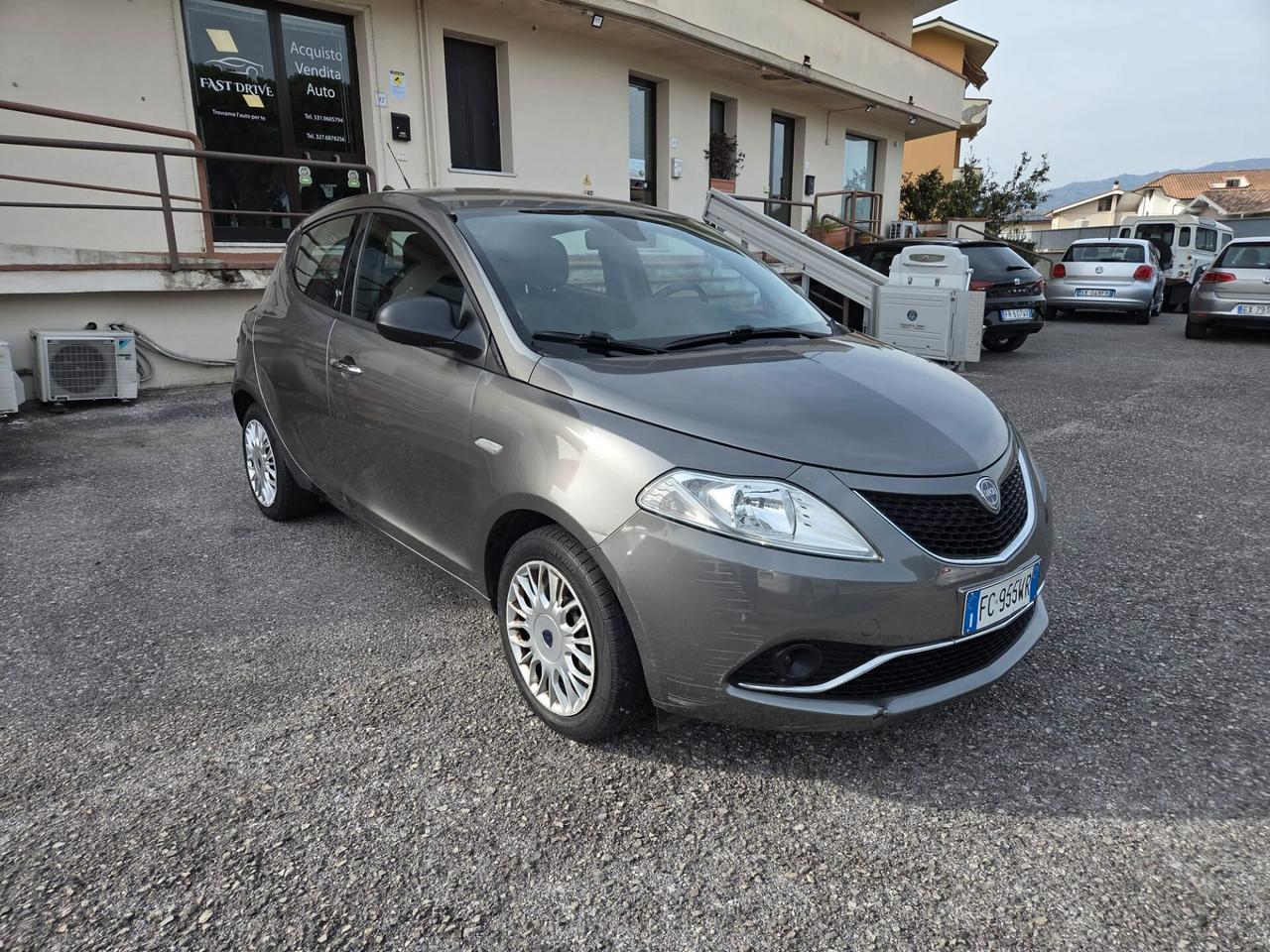Lancia Ypsilon 1.2 69 CV 5 porte Opening Edition