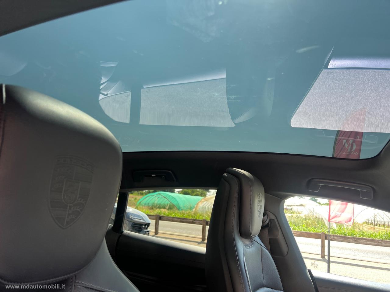 PORSCHE Taycan Sport Turismo PURE GREEN EMOTION TETTO 21 IVA ESPOSTA