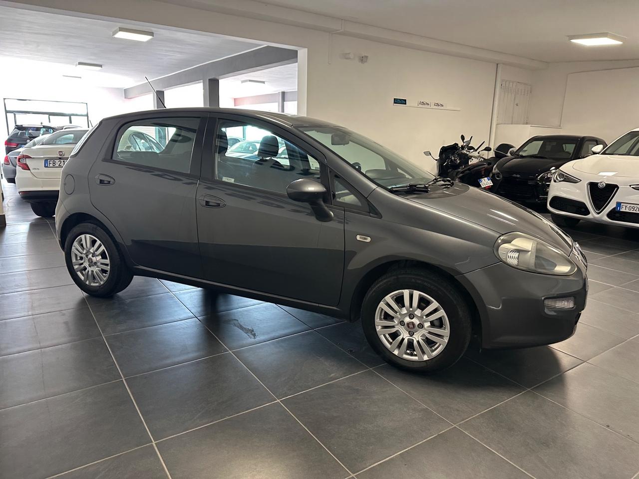 FIAT PUNTO 1.2 BENZINA 69CV NEOPATENTATI UNIPRO
