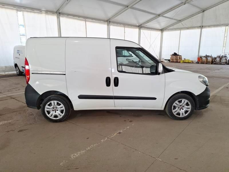 Fiat doblò 1300 m.j. 95cv 3 posti solo 16000km
