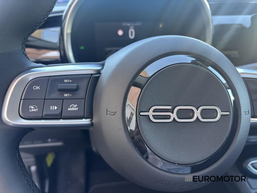 Fiat 600 1.2 Hybrid Icon eDCT