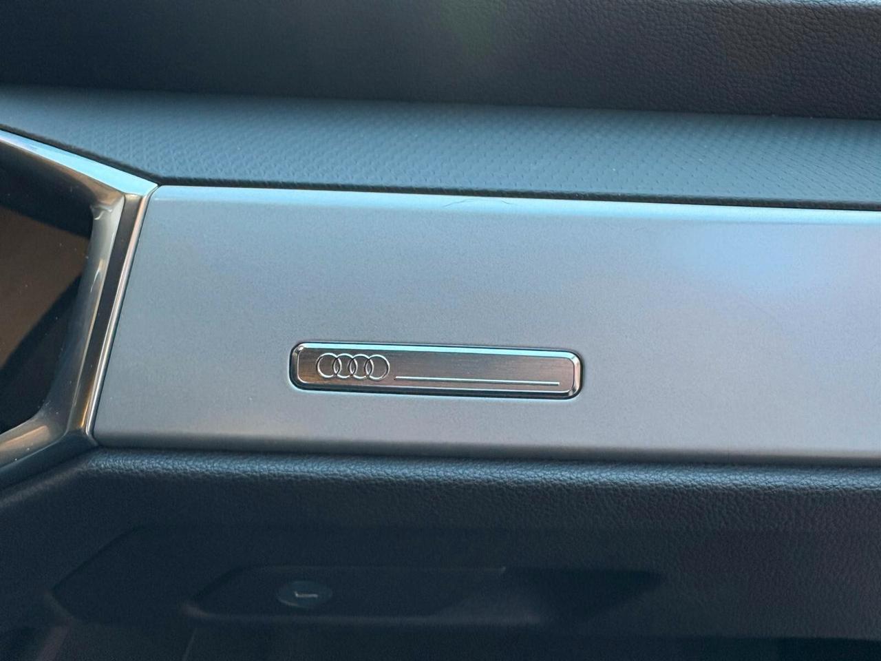 Audi Q3 35 TDI S tronic Business