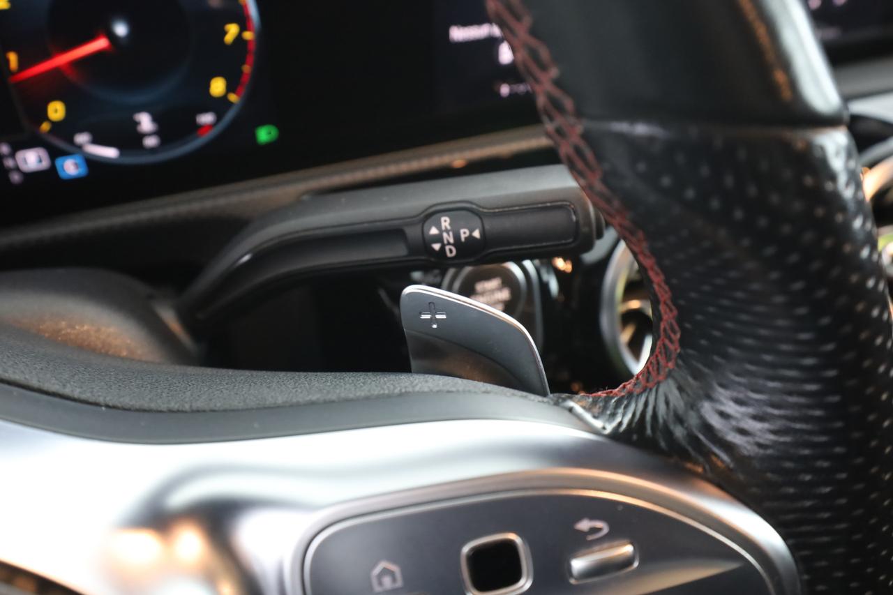 MERCEDES Classe A (W177) A 200 Automatic Premium