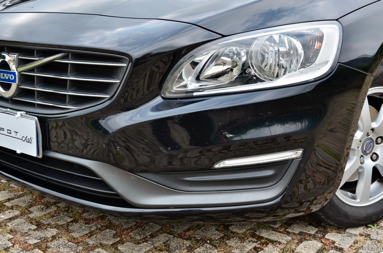 VOLVO S60 2.0 D3 KINETIC 136cv GEARTRONIC, UFF ITALIANA, SERVICE CON FATTURE, NAVI, BLUETOOTH, PERMUTE