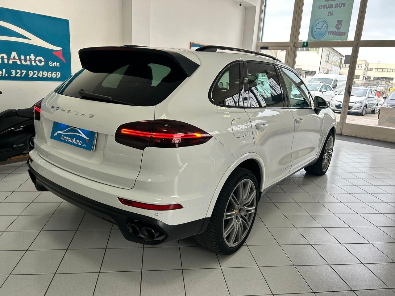 Porsche Cayenne 3.0 DIESEL PLATINUM EDITION 262CV 2017