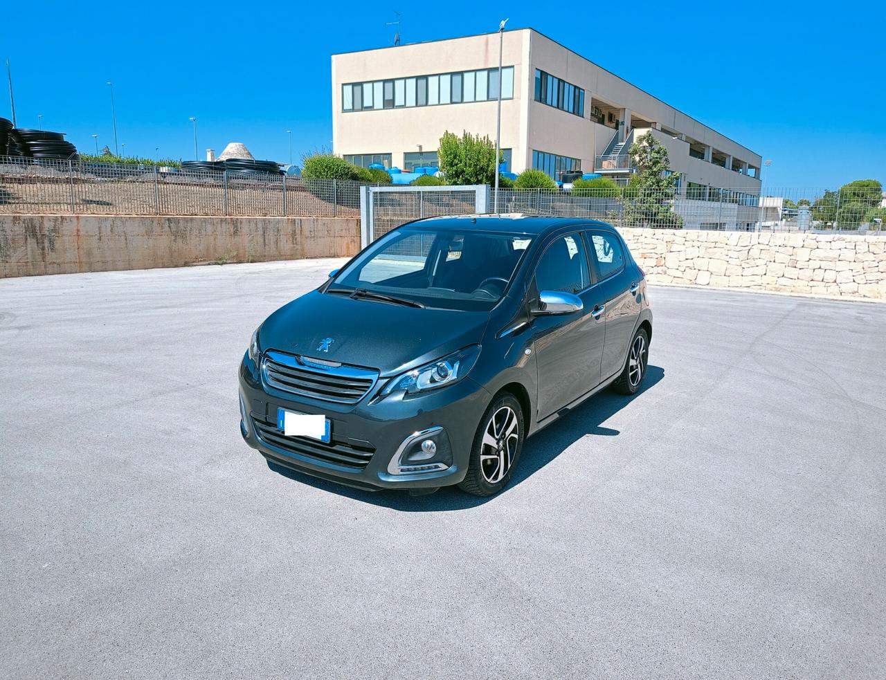 Peugeot 108 1000 BENZINA CAMBIO AUTOMATICO