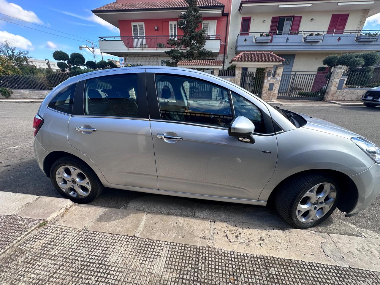 Citroen C3 PureTech Exclusive PERFETTA