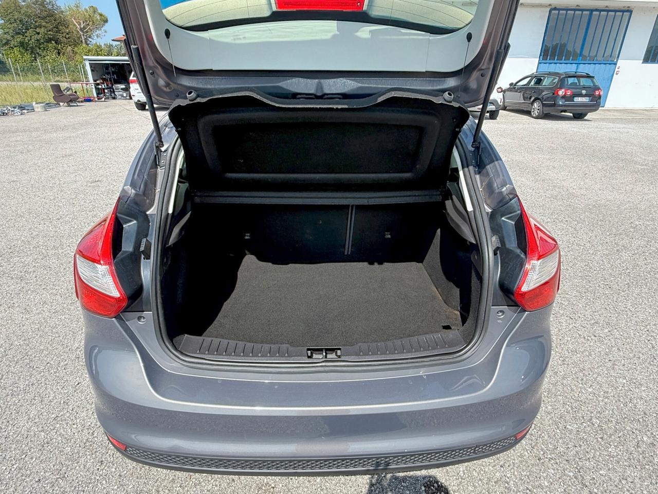 Ford Focus 1.6 120 CV GPL