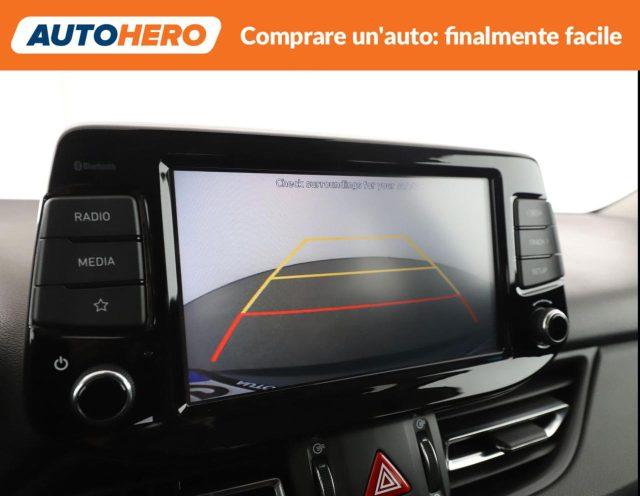 TOYOTA Auris Touring Sports 1.8 Hybrid Lounge