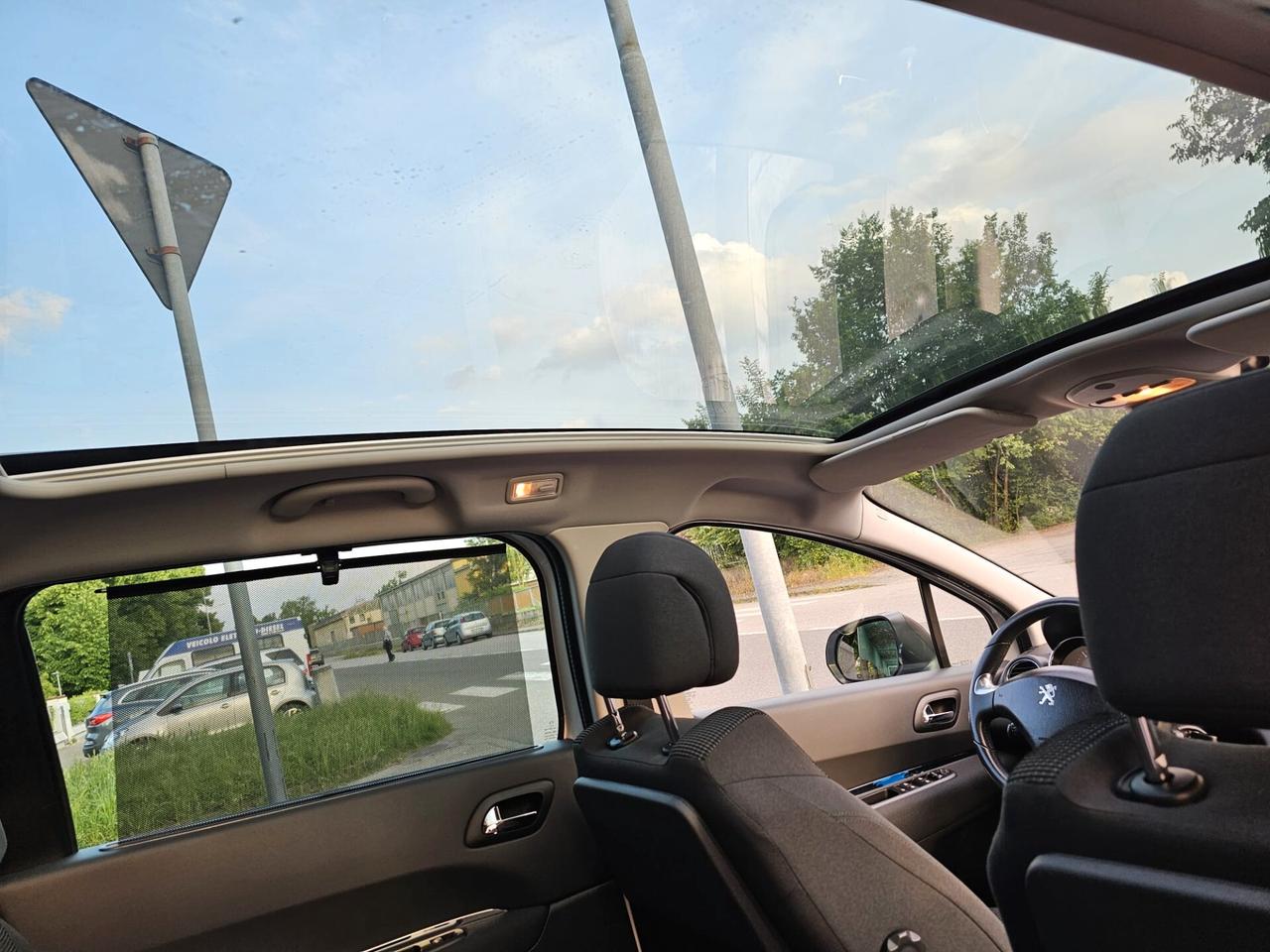 Peugeot 5008 1.6 120cv BlueHdi S&S Allure*Navi*Tetto*Euro6*