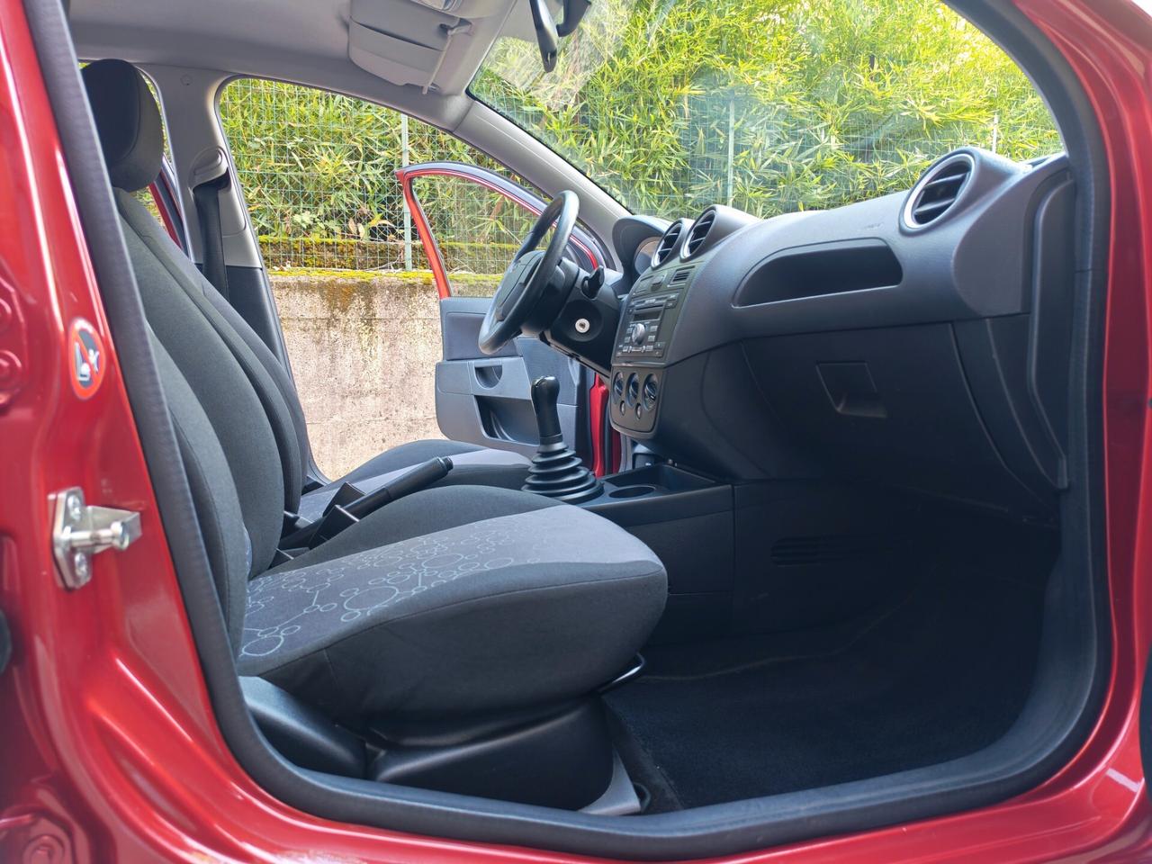 Ford Fiesta 1.2 BENZINA 75cv / 80.000km / Unipro