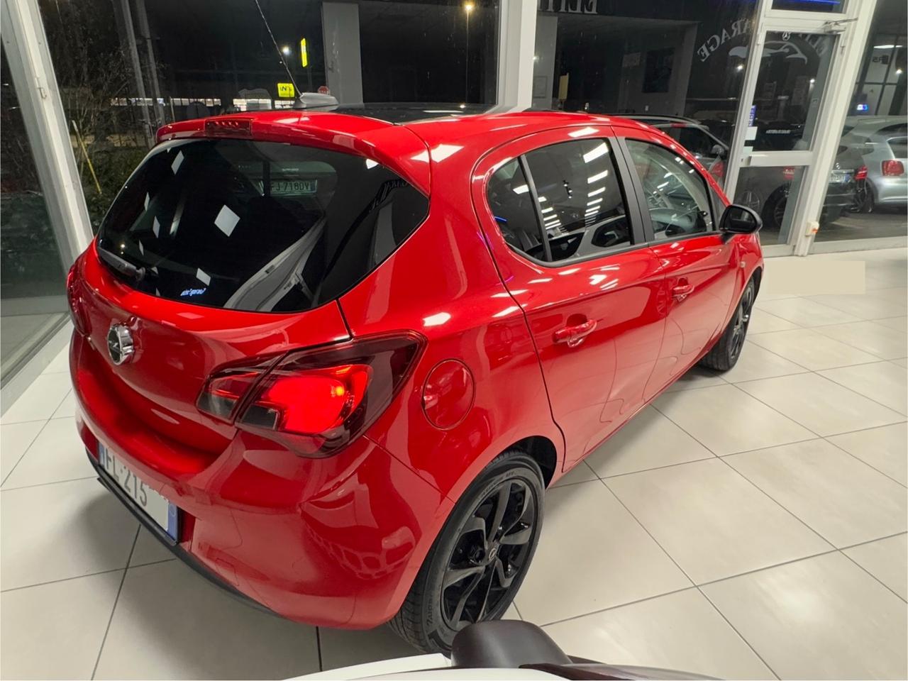 Opel Corsa 1.2 Innovation Bi-Color Neopatentati