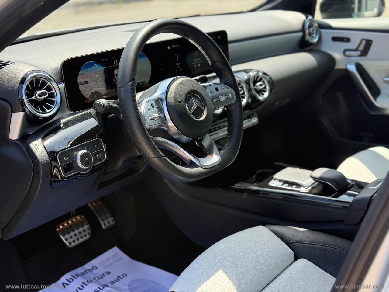 MERCEDES-BENZ A 180 d Automatic Premium