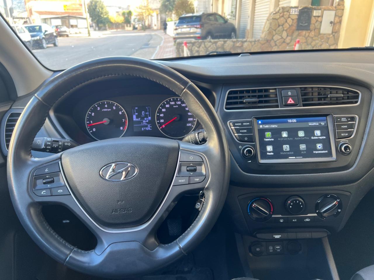 Hyundai i20 1.2 5 porte Connectline