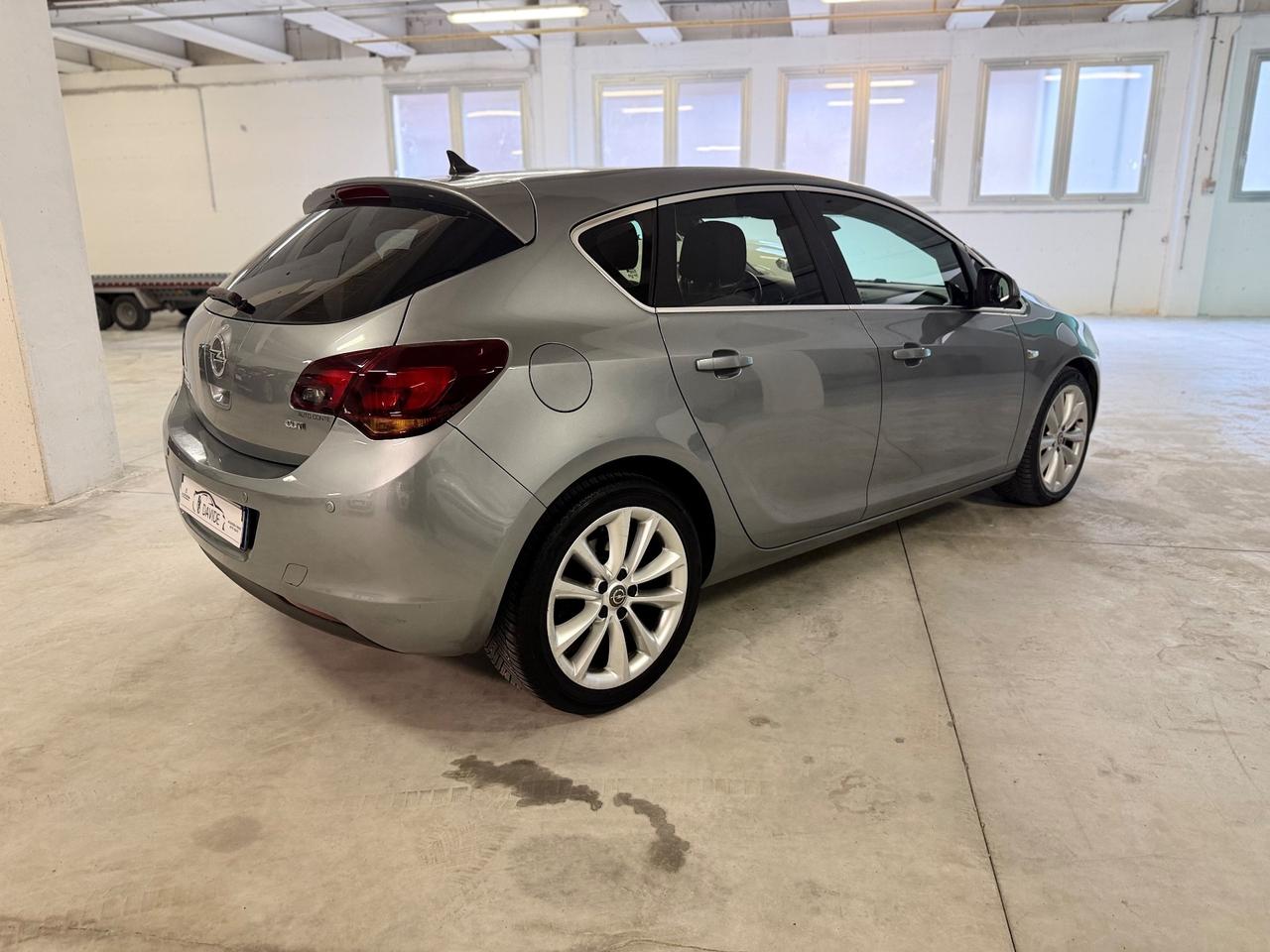 Opel Astra 1.7 CDTI 110CV 5 porte Cosmo