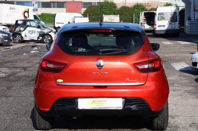 RENAULT Clio 1.2 75CV 5 porte Wave